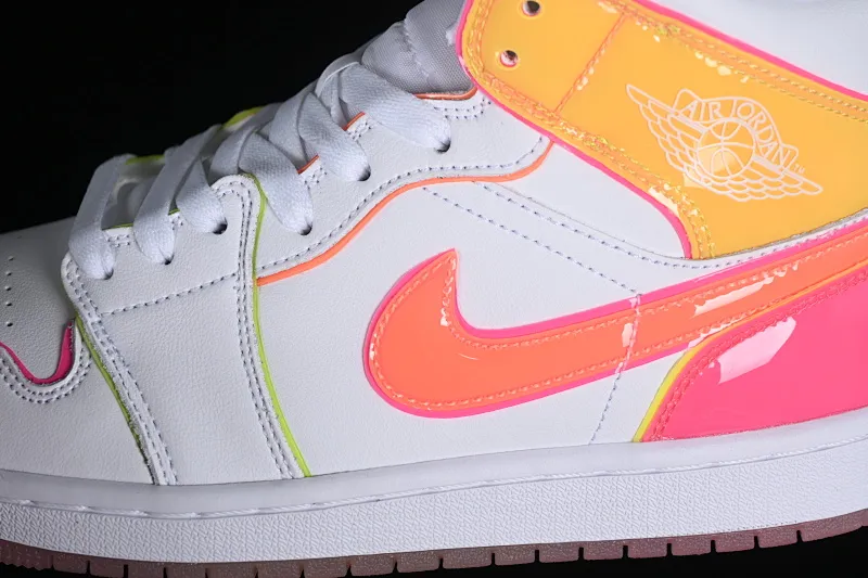 All Categories Air Jordan Jordan Series Basketball Shoes Air Jordan 1 Mid Air Jordan 1 Mid AJ1 Joe 1 Jelly Candy China Cultural Leisure Sneakers CV4611-100